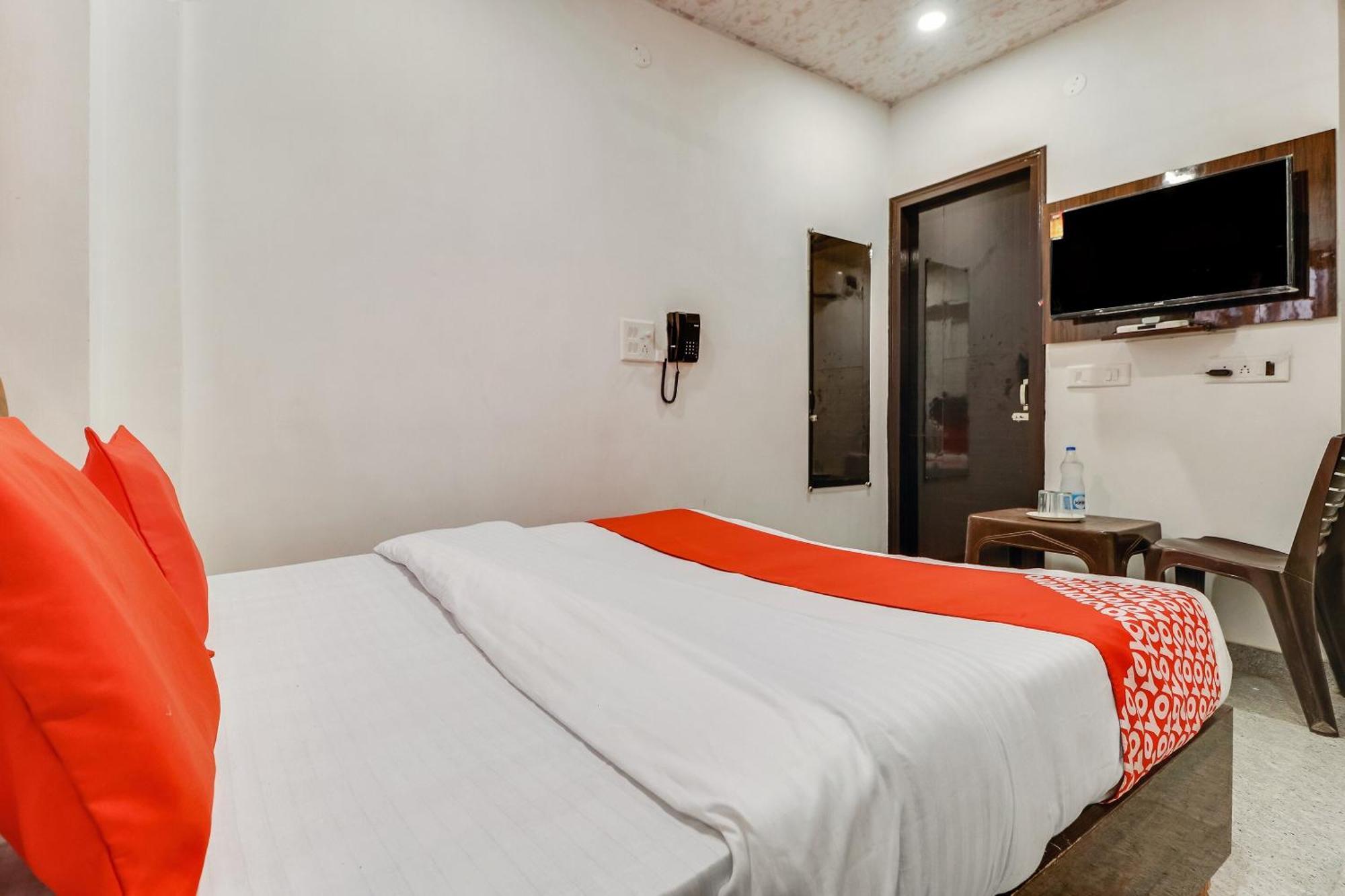 Hotel O Sun View Ludhiana Bagian luar foto